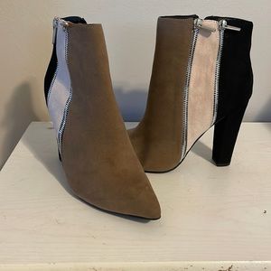 Women’s fashion boots
